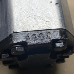 22.5 CC GEAR PUMP RIGHT WITH 13T SPLINE SHAFT