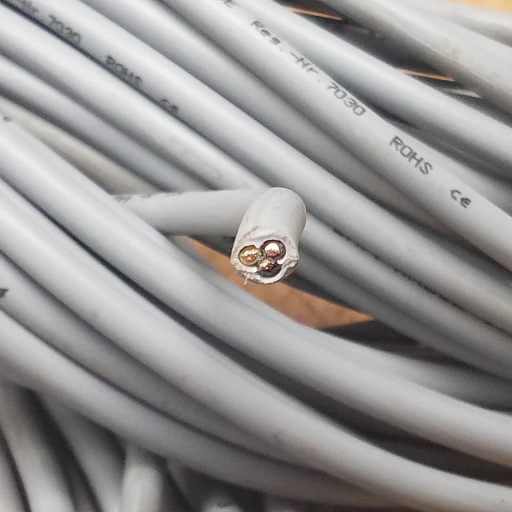 1PC-Lapp 1119303 ÖLFLEX® CLASSIC 110 3G1,5 Power and control cable 3core/25Meter