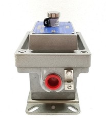 METRIX 5550-421-061 VIBRALERT MECHANICAL SWITCH VIBRATION SWITCH MODEL 5550