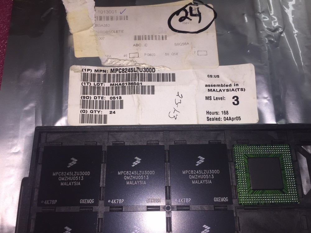 (1 PIECE) MPC8245LZU300D, FREESCALE, IC MPU MPC82XX 300MHZ 352TBGA