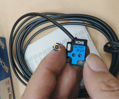 New SICK WT2F-N170 photoelectric sensor