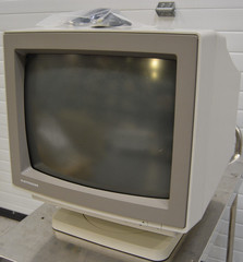 ECM1913RDAS / MONITOR, MODEL 38-D10ISG-ZP, 110-240V, 1.2-2.3A / ELECTROHOME