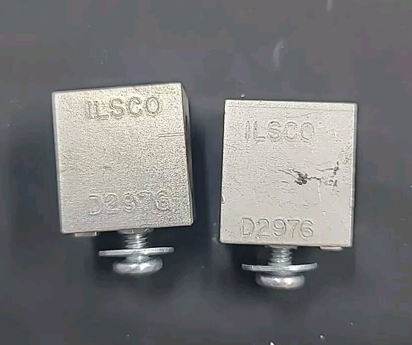 Lot of Two (2) D2976 300MCM-4 CU9AL Lug