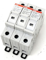 Lot of 3 – E91/30s ABB 30 Amp 600 Volt Class CC Fuseholder – Next Day Option