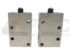 LOT OF 2 SMC VM4 MECHANICAL VALVE