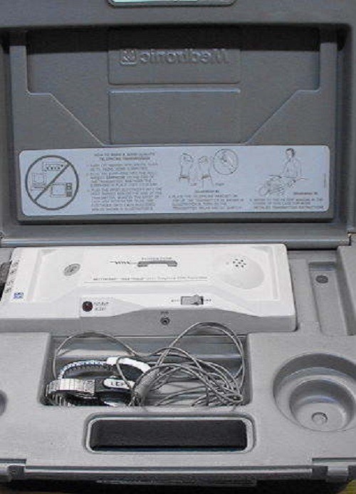 Medtronic Teletrace 9431 Telephone ECG Transmitter port