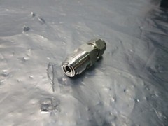 AMAT 3300-98052 Adaptor, 1/4 VCR TO 6mm Tube, 101652