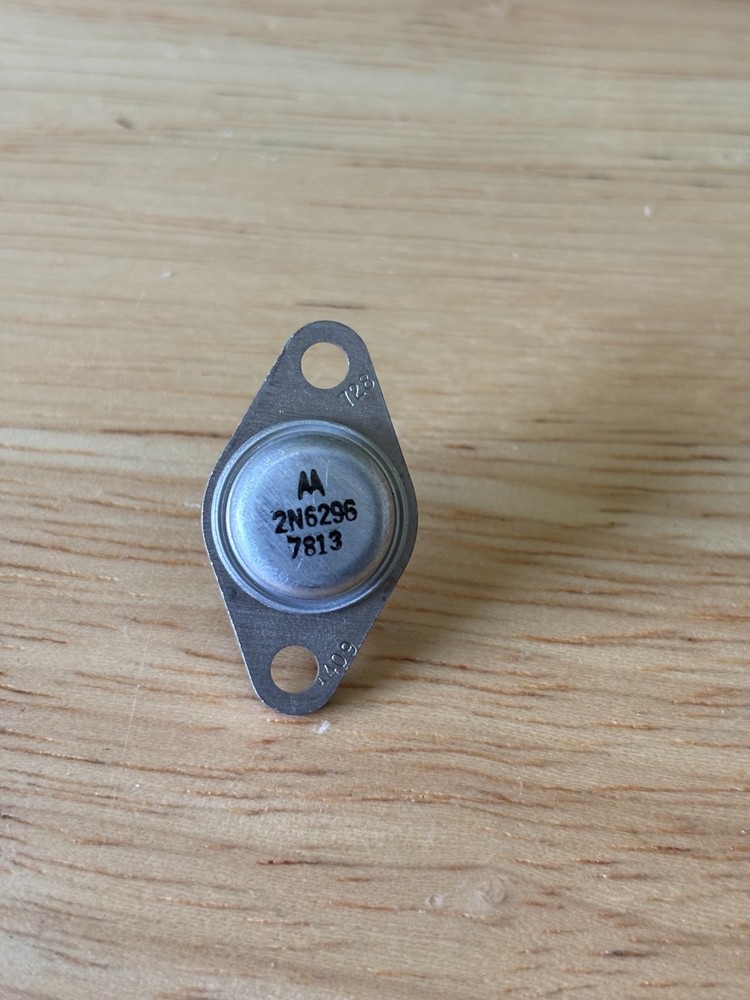 Motorola 2N 6296 (7813) transistor New Old Stock 25 available