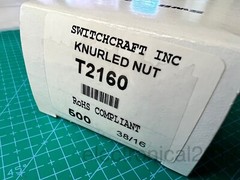 Lot of 2pcs Switchcraft T2160 Copper Alloy Knurled Panel Nut, 5/16-32 Thread