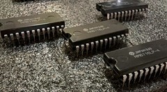 Set of 4 Hitachi HM6116LP-4 16K CMOS Static RAM IC DIP-24, Matching Date Code