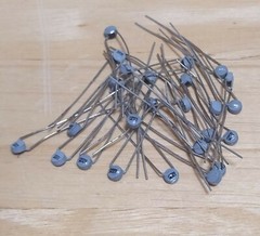 2 Stück EPCOS NTC Widerstand Thermistor 0,45 Watt 220kΩ 10% RM5