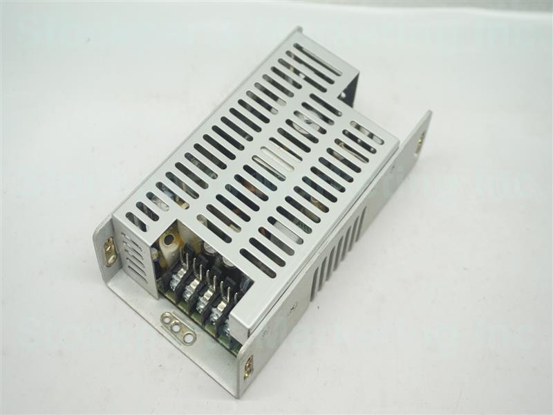 Power-One MAP40-1005C MAP401005C Power Supply 100-240V 50/60Hz +5V/8A