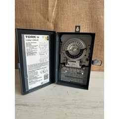 Tork 1109A-D Multi-Voltage 24-HR Mechanical Time Switch 120/208-277V Metal Case