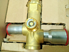 1PC Danfoss ETS 100 034G0501 Electric expansion valve- Brand NEW