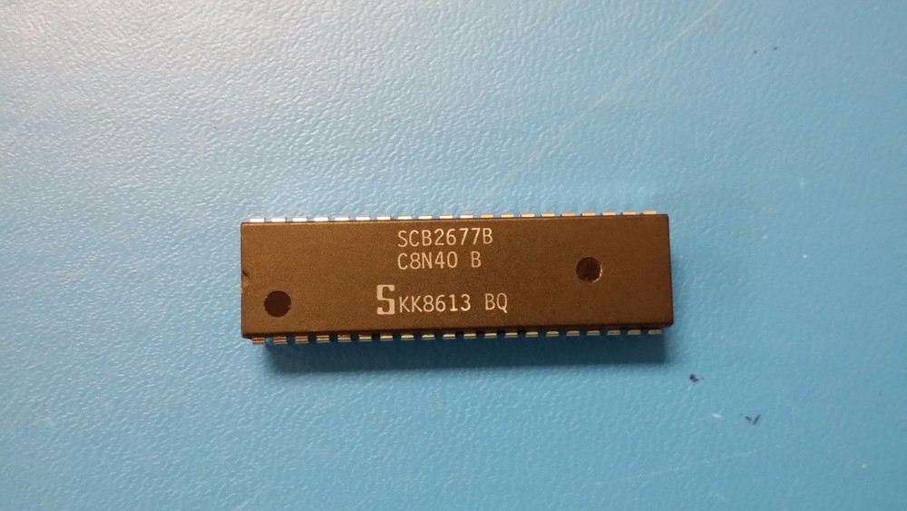 (1 PC) SCB2677BC8N40 SIGNETICS Video Attributes Controller PDIP40 PIN