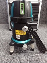 Makita SK312GD Laser Marker with Charger Required