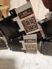 LOT OF 8 ALLEN BRADLEY 700-P400A1 /B RELAY 10A 600VAC 700-P200A1 Bulletin 700P