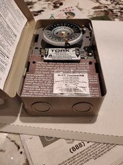 Tork 1101 Mechanical Time Switch 24 Hour 120V 40A SPST Metal Indoor Timer Box