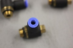 LOT OF 5 SMC BRASS 4 5/32 PUSH-TO-CONNECT TUBE FITTINGS