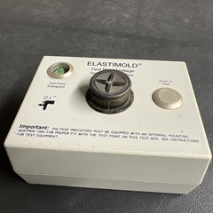 Thomas & Betts ELASTIMOLD Lineman tools V2TB High Voltage Indicator Test Box