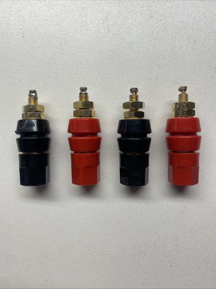 Binding Post, Pomona, 30A 1500 V Gold Plated Brass; Nylon,2 Red+2 Black..B20-1