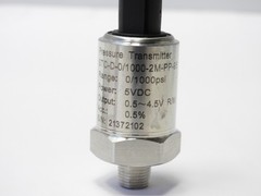 Pressure Transmitter 1000 PSI STC-D-0/1000-2M-PP-95 5VDC