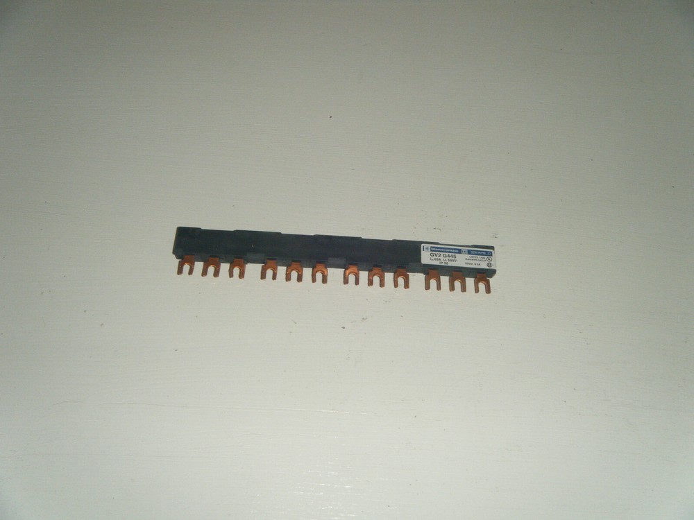 Telemecanique/Square D GV2 G445 4 Position Buss Bar