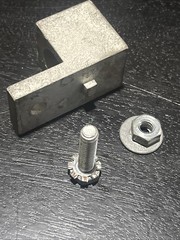 ILSCO TA350-S Terminal Lug CU-AL 350MCM-6 w/ Bolt, Nut & Washer (A)