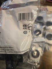 8-EATON AH1257BK-F Flush Mount Receptacle 30A 125-250V 3P 4-Wire Grounding