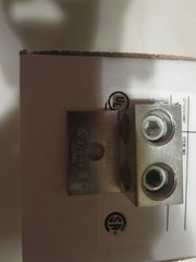 NEW Box of 12 Burndy K2A26U Two Conductor Aluminum Mechanical Lugs 391005