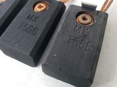 LOT of 4 – UNUSED – GE Carbon Motor Brush MX-T566