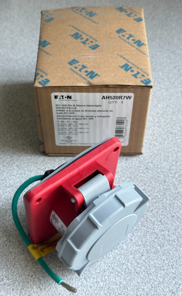 NEW EATON AH520R7W Arrow Hart pin and sleeve receptacle 20A 3 Ph 277/480V 4P5W