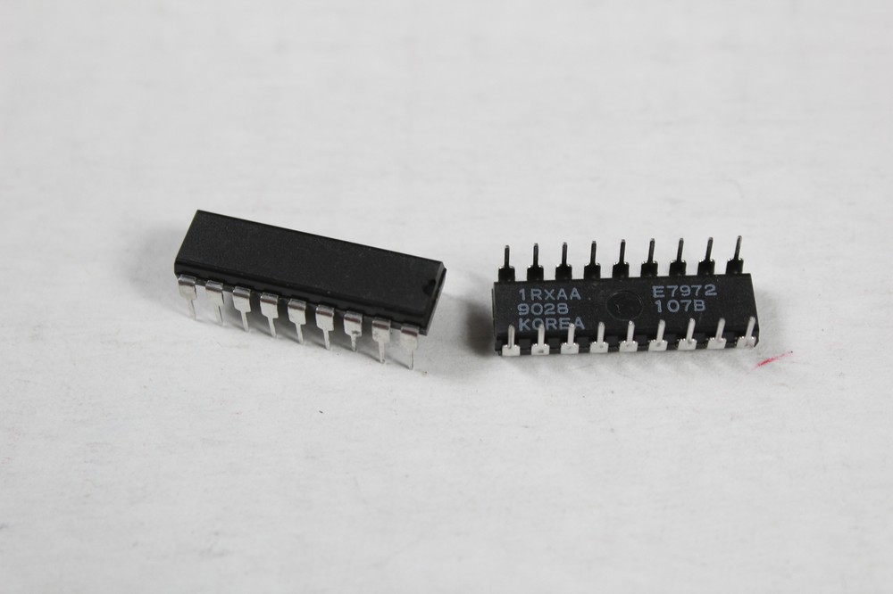 IC DIP 18 PIN E7972107B Pack of 2