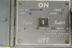 I-T-E V7A2211MR CLAMPMATIC VACU-BREAK FUSIBLE PANELBOARD SWITCH 250V, 30A