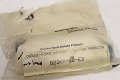 Cooper Crouse-Hinds Airport Lighting 823KP-E3-E3 Connector Assembly