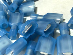 500 Pcs Del City 834005 Nylon Push-On Terminal Male Fully Insulated 16-14 GA