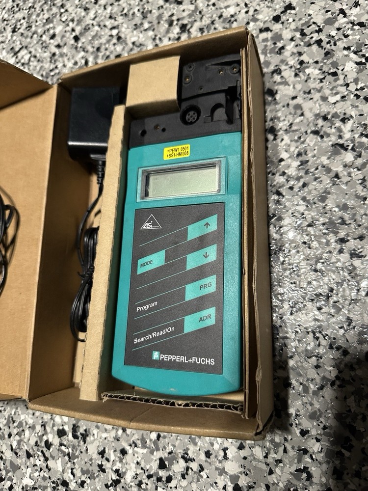 One Pepperl+Fuchs VBP-HH1-V3.0 Handheld addresser 221095 New