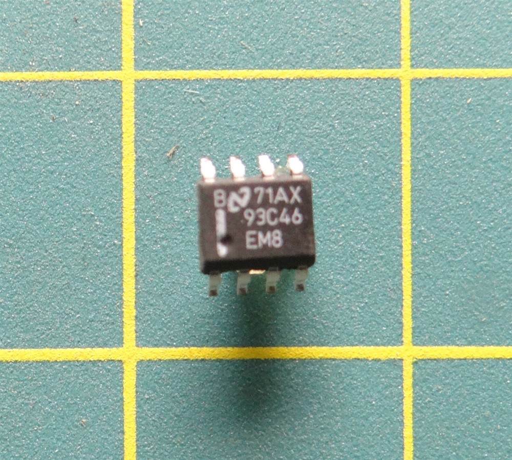 National Semiconductor 71AX 93C46EMB Integrated Circuit 8-Pin