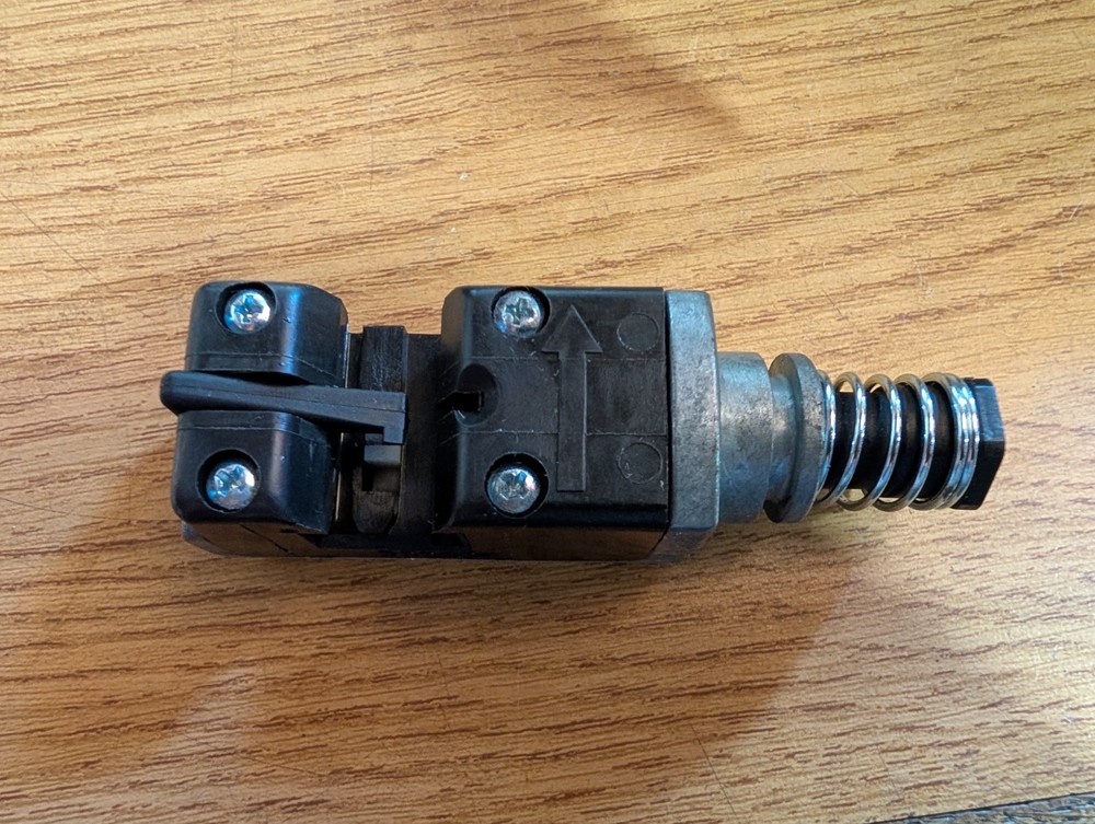 TE Connectivity 58246-1 Terminating Head for MTA-100, 22-28