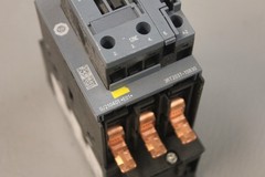 SIEMENS CONTACTOR 3RT2037-1SB30