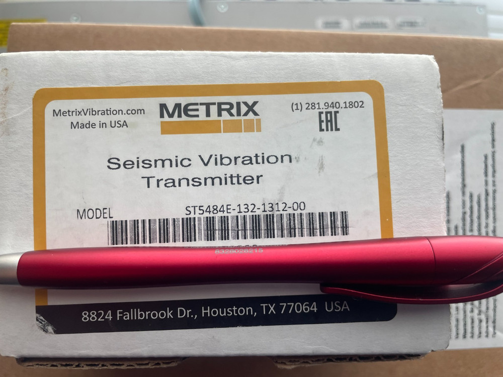 NEW METRIX VIBRATION ST5484E-132-1312-00 / ST5484E132131200