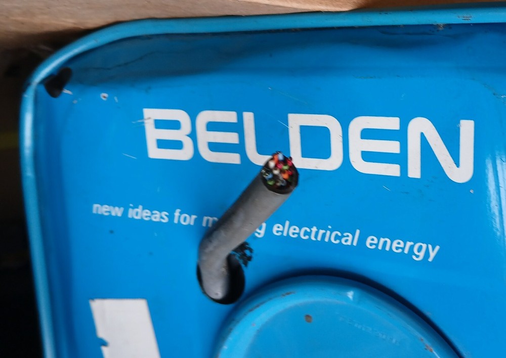 Belden 9431 22/20C Tinned Copper Audio/Control/Instrumentation Cable Chrome 10ft