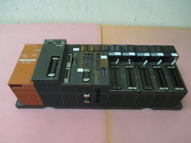 Mitsubishi Q2ASHCPU PLC Module w A1SX42 Input A1SY42 Output QC 24-R2 A1SD75P2-S3