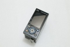 YOKOGAWA Used UT32A-000-11-00 Digital Temperature Controller ELEC-I-3481=9B18