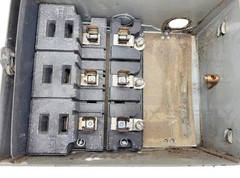 ITE BULLDOG ELECTRIC BP-321 BUS-TRIBUTION BUS PLUG 30A 240V
