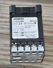 Siemens 3TH2022-0BB4 Auxiliary Contactor 2NO+2NC 10A 240V AC