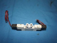 CKD 4GA129-C6-E2-3 4GA129C6E23 Solenoid Valve NEW NOB