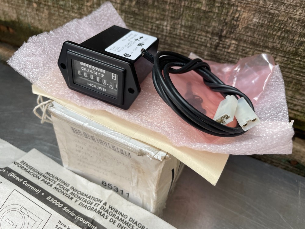 MEP 831, MEP 531 HONEYWELLHOBB Hour Meter 85311-12 Time Totalizer DC 10-32V