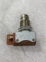 Arrow Hart 3592 Push Button Switch 3A 250V Momentary Industrial Electrical 1/ord