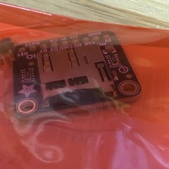 Adafruit Micro SD SPI/SDIO Breakout Board 3V ONLY for Raspberry Pi + Header